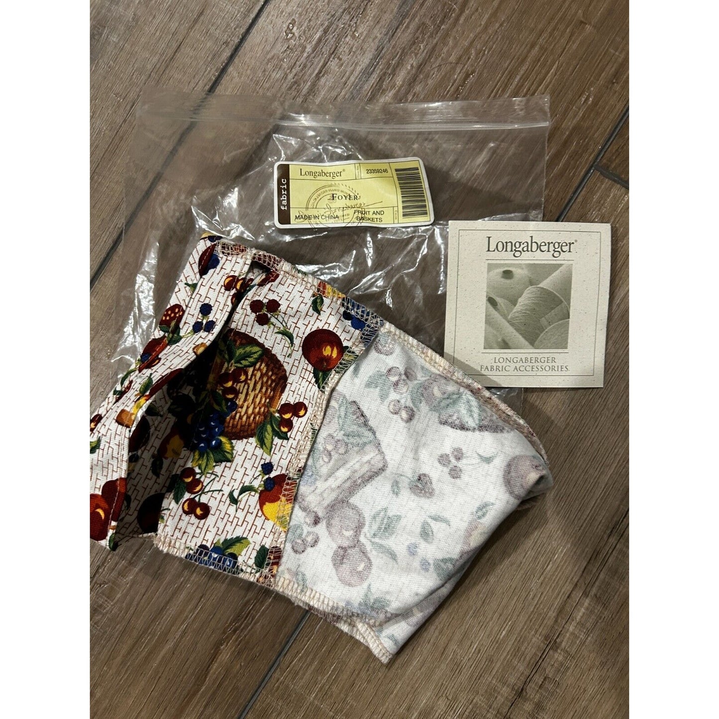 LONGABERGER FOYER BASKET LINER - Fruits & Baskets fabric NEW