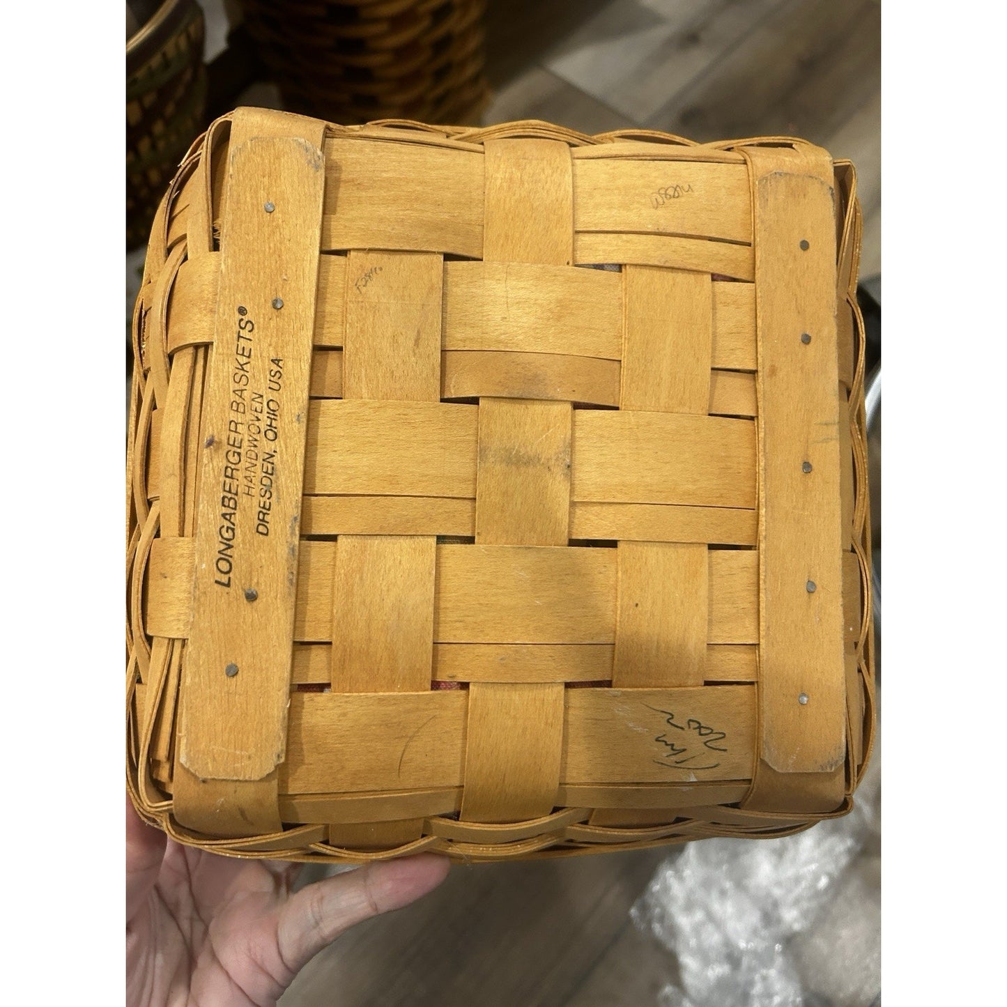 Longaberger 8x8 Basket Picnic Pal plaid liner & Divided Protector