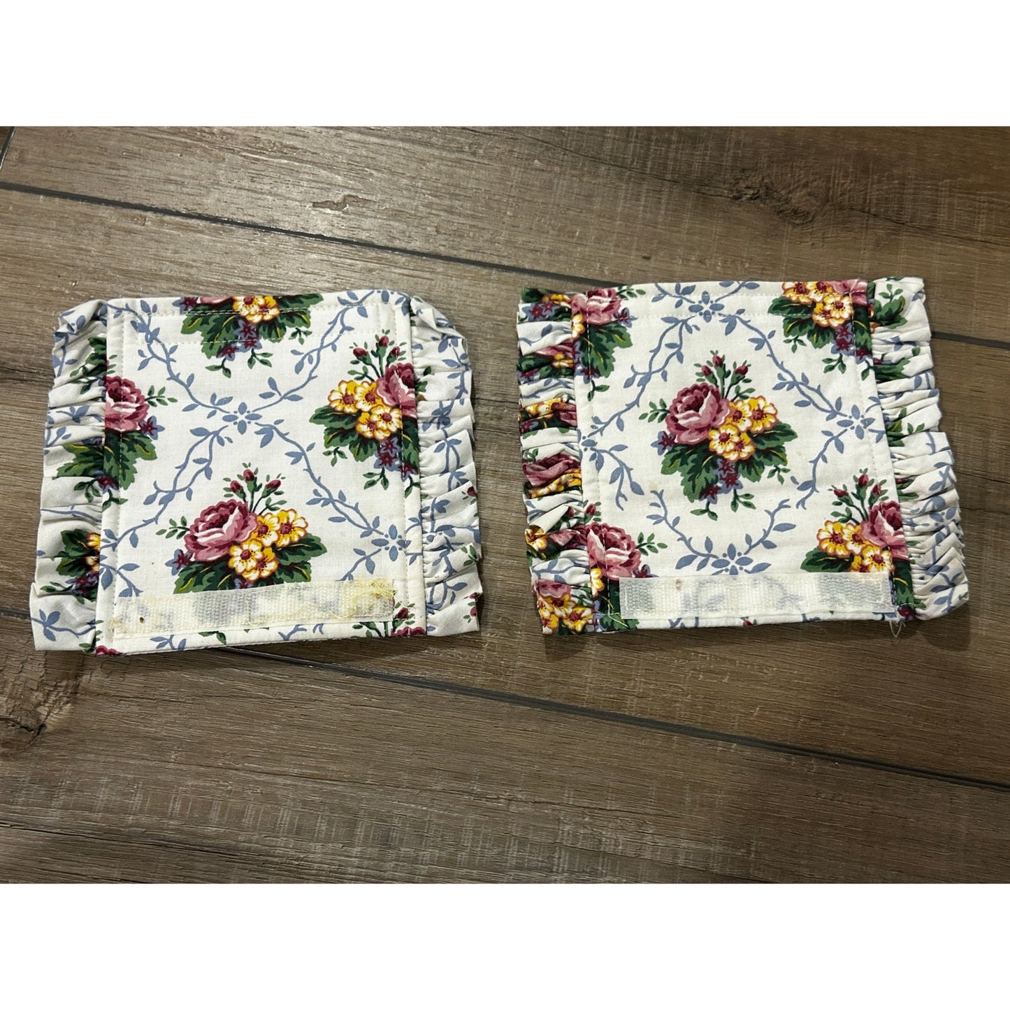 2 Longaberger Basket Handle Grippers Mothers Day Liner floral fabric