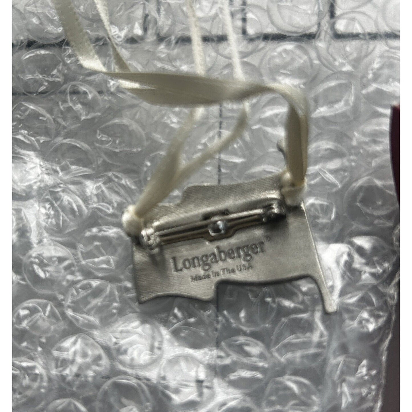 LONGABERGER 2001 OLD GLORY metal Flag PIN / tie-on - New in box