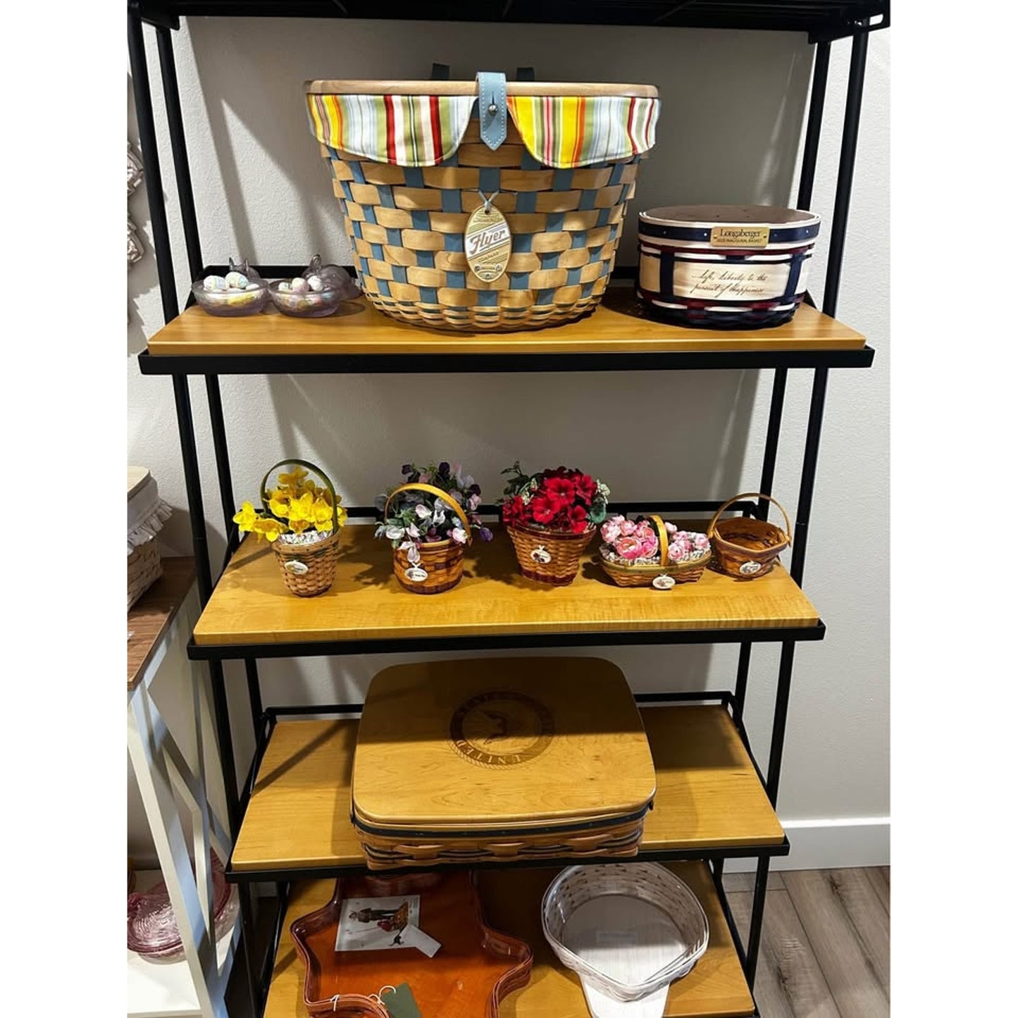 Longaberger Bicycle Basket Bike & rack