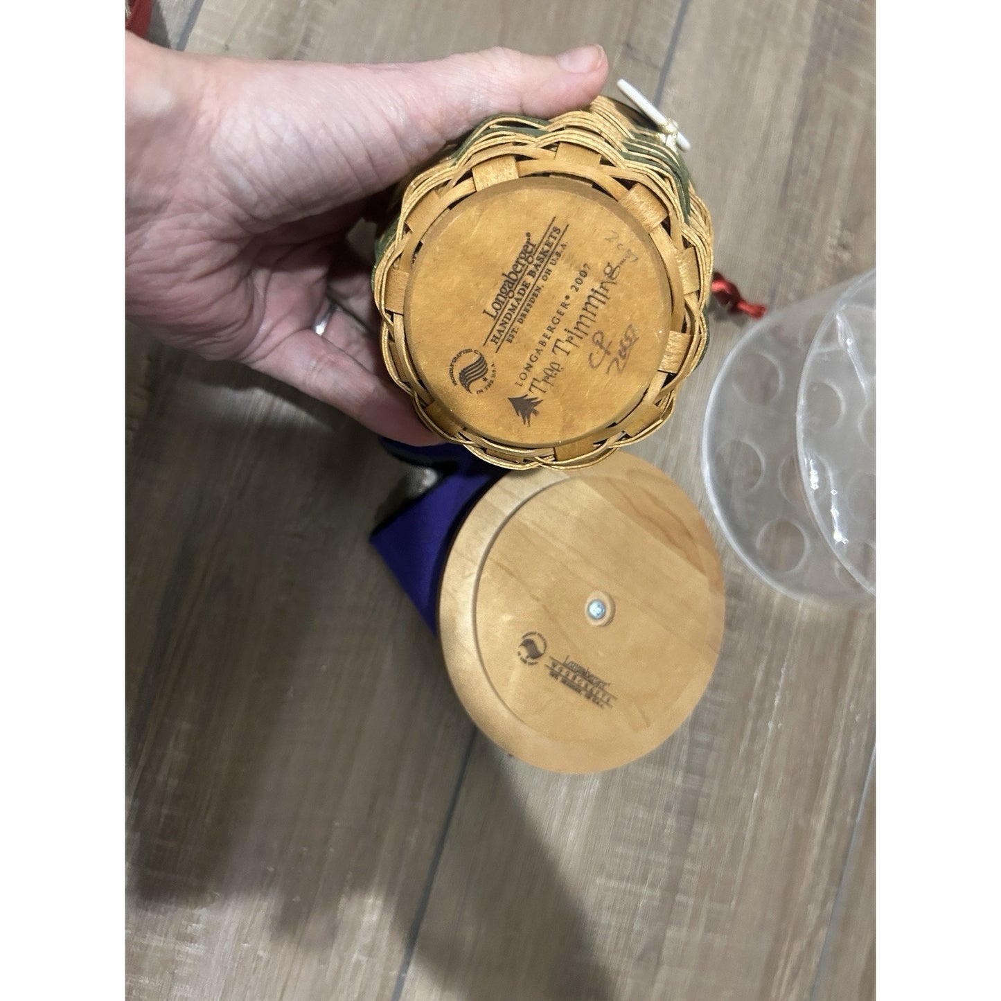 Longaberger 2007 Peppermint Stripe Tree Trimming Basket Green Liner Tie On & Lid