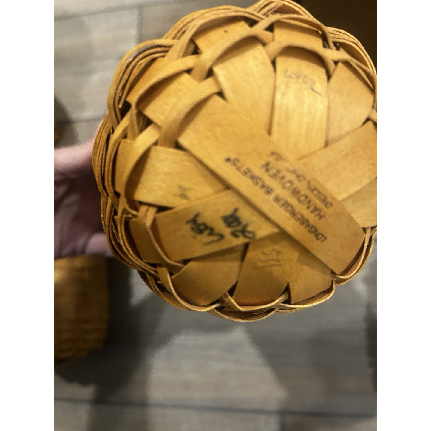 Longaberger Gatehouse Hanging Basket Leather Handle, Butternut Liner protector