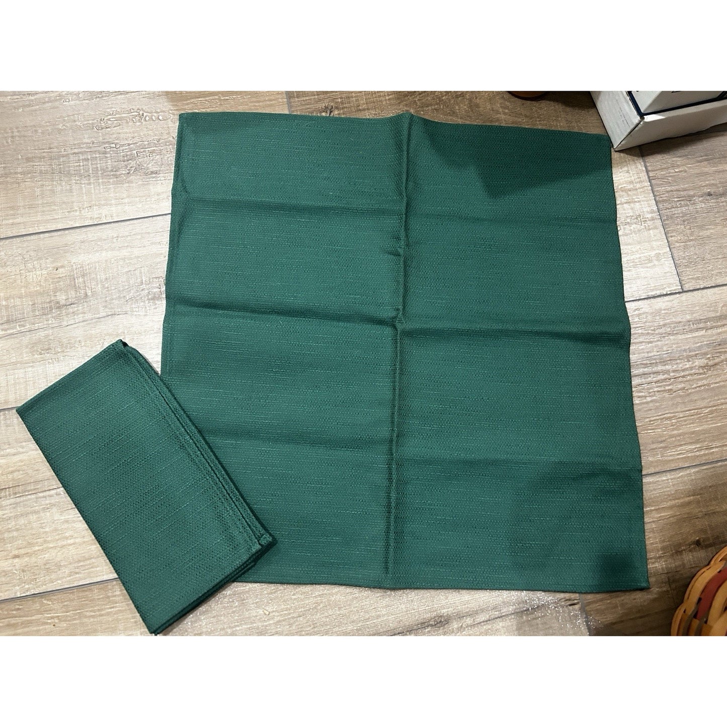 Longaberger Baskets Napkins Ivy Green fabric Set of 2