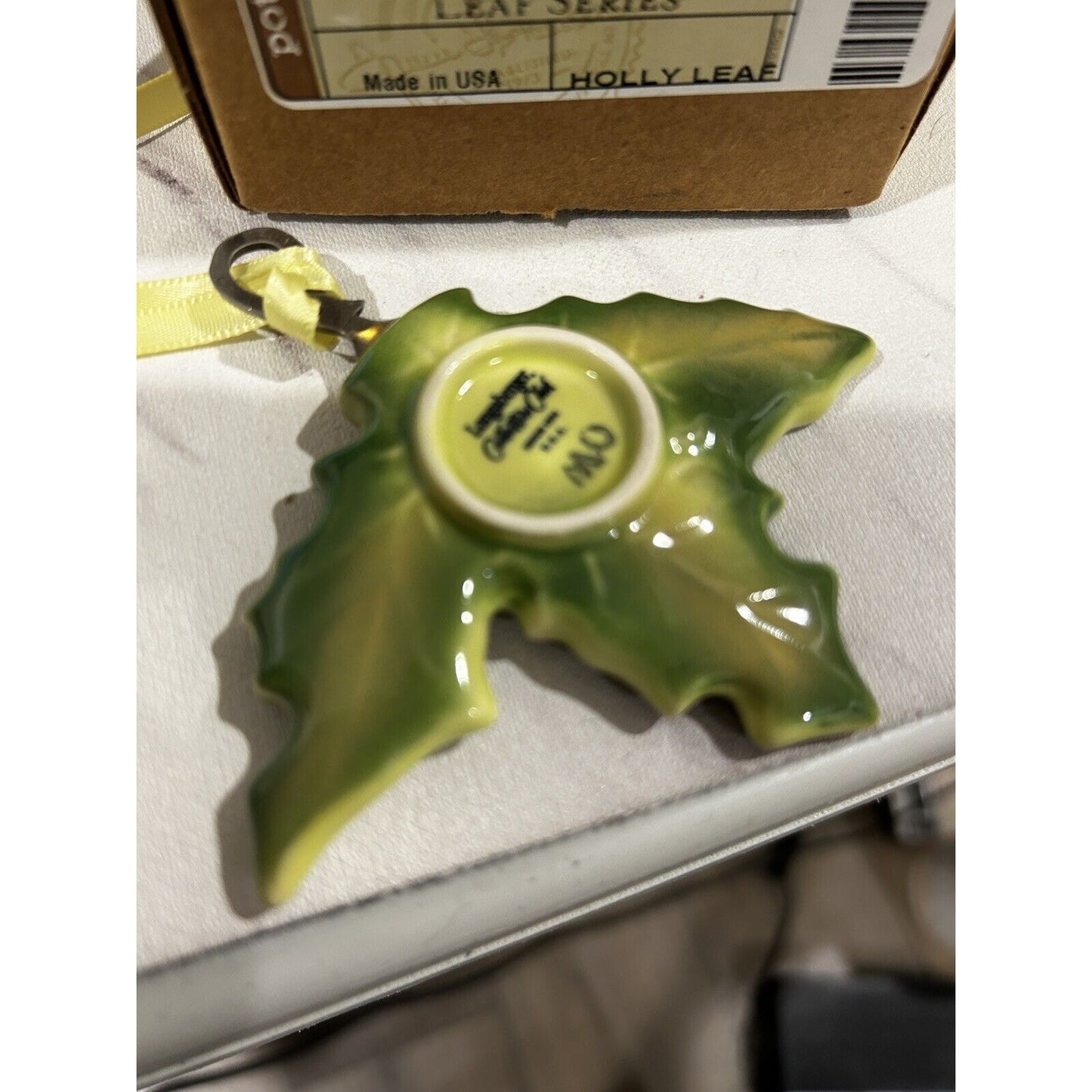 Longaberger 2010 CC Eschman Meadows Leaf Series Holly Leaf ornament NEW #71505