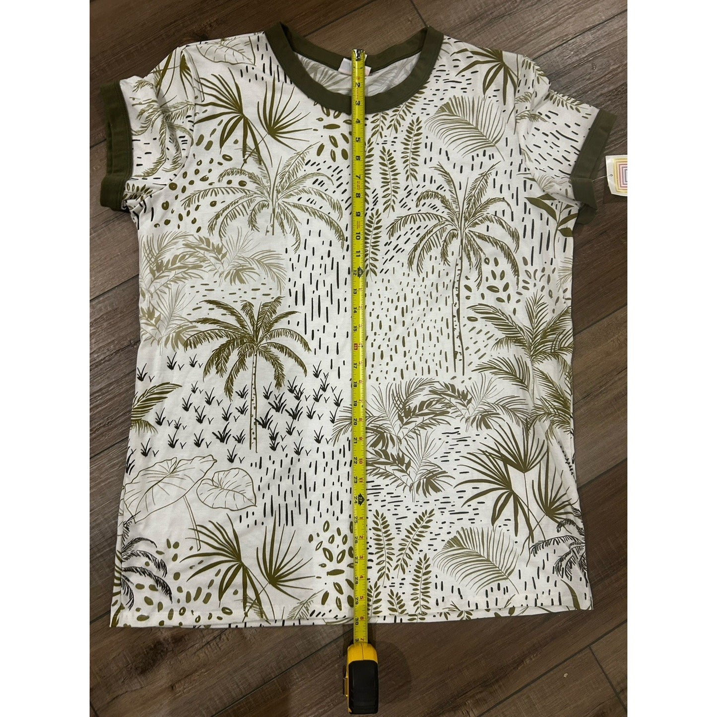 Lularoe Liv Tshirt Top 2XL (22-24) Palm Tree Tropical Plant Vacation Island NWT