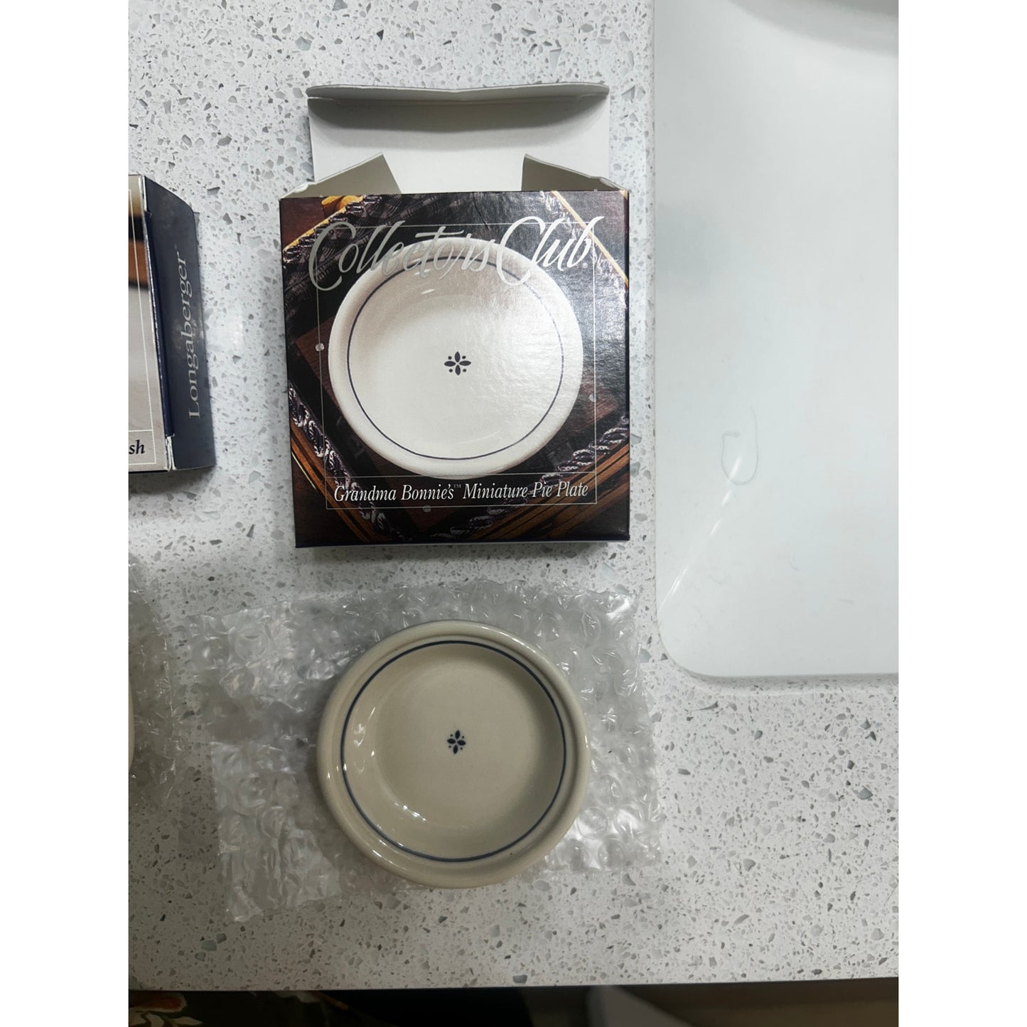 Longaberger Collectors Club Grandma Bonnie's Miniature Pie Plate pottery NEW