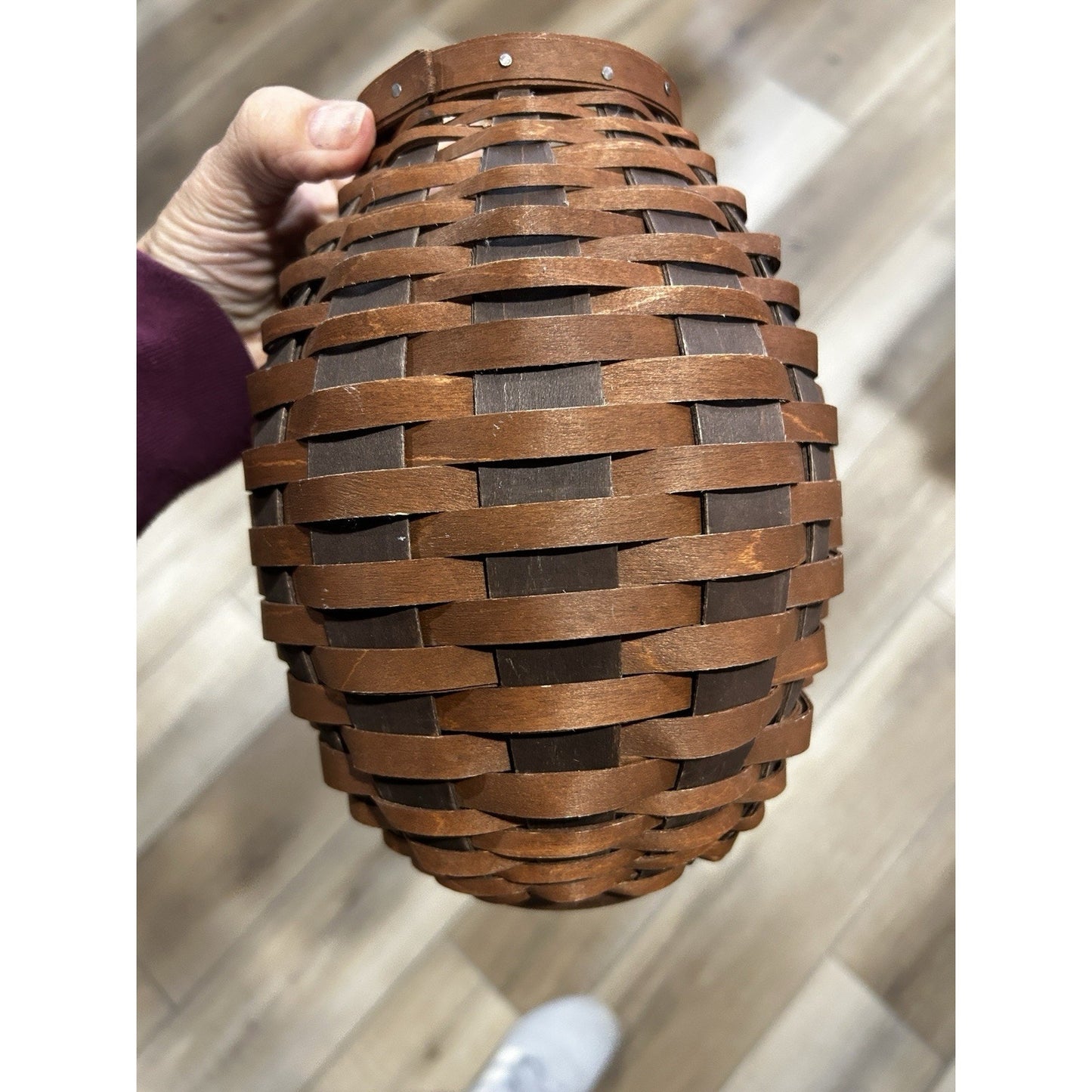 Longaberger Pineapple Basket Collectors Club Metal & Leaf lid 2011