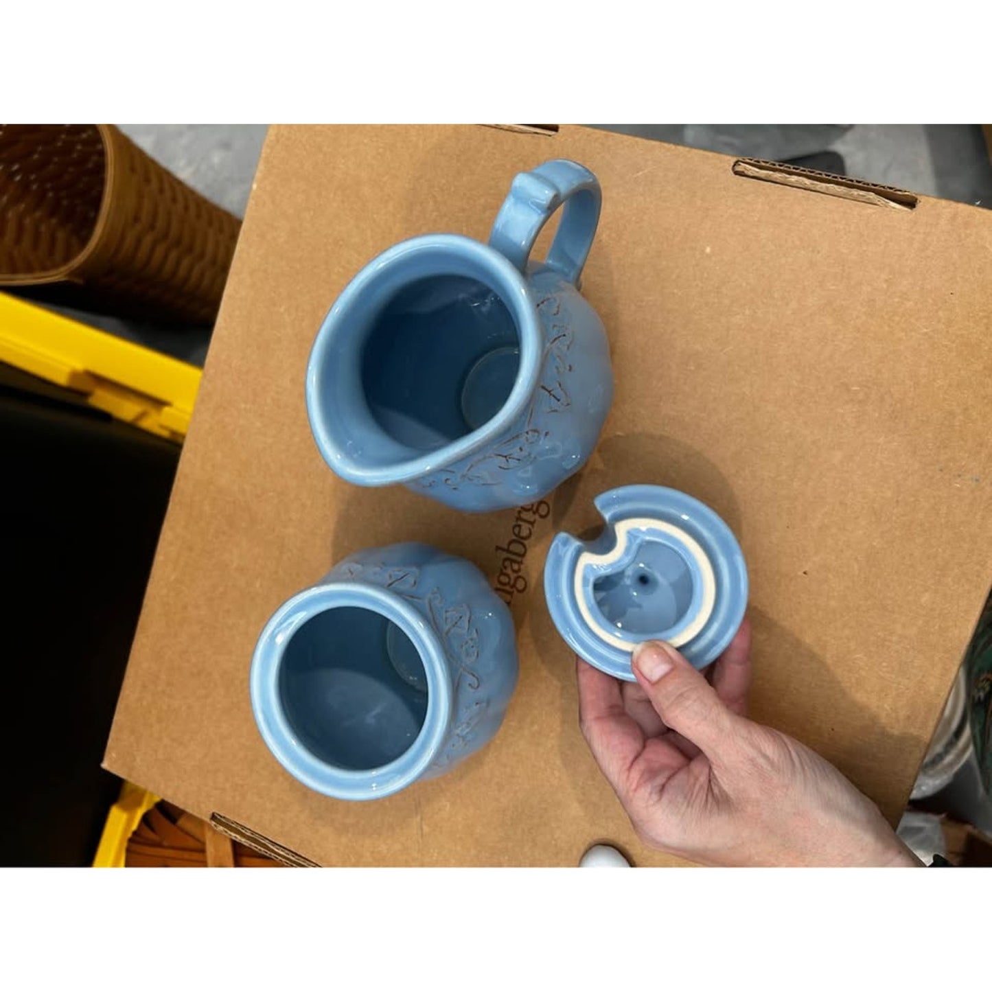 Longaberger Baskets Vintage Vine Creamer & Sugar Set Pottery  Blue Mist set