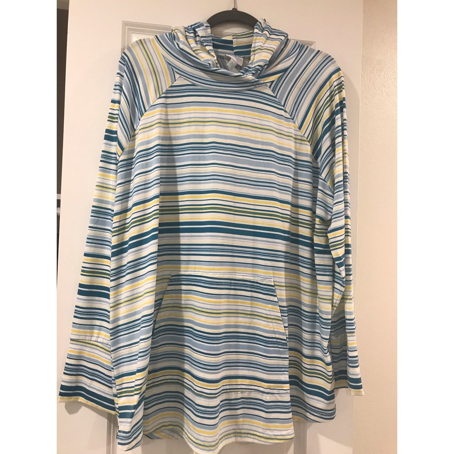 LuLaRoe Amber Hoodie Size 2XL blue yellow white Stripes