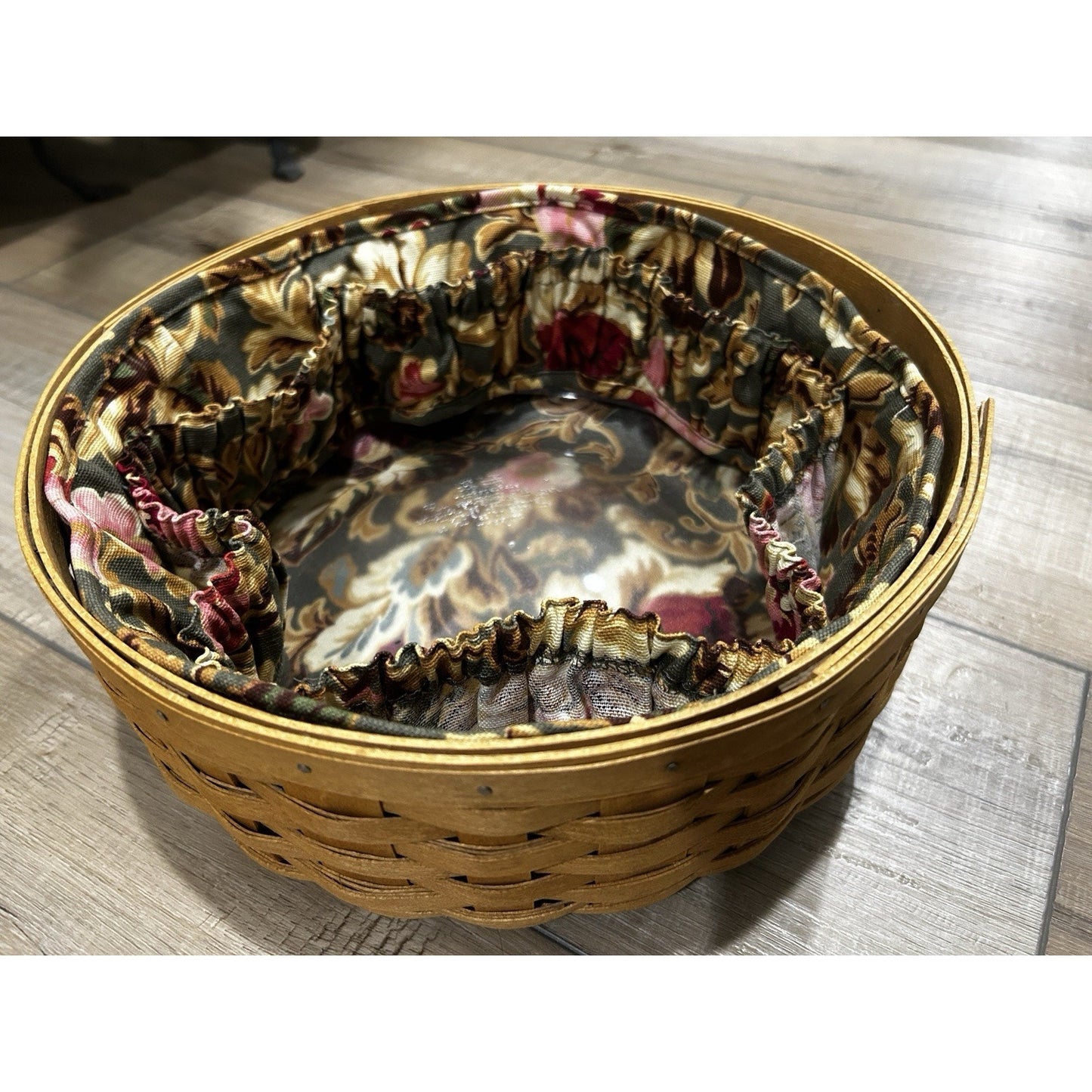 Longaberger Round Keeping Basket 11" Lidded Protector & Majolica Garden Liner