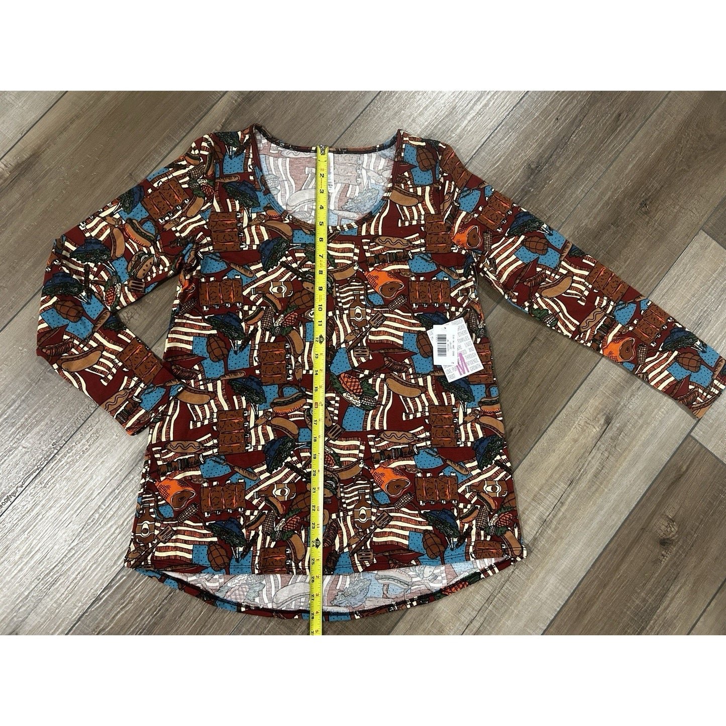 Lularoe Lynnae Top M NWT Hot Dog Hamburger Summer Picnic BBQ July 4th Shirt NEW