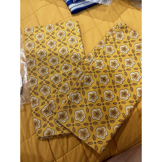 Longaberger Baskets Golden Fields Napkins 19" Square Fabric - NEW set of 2 maize