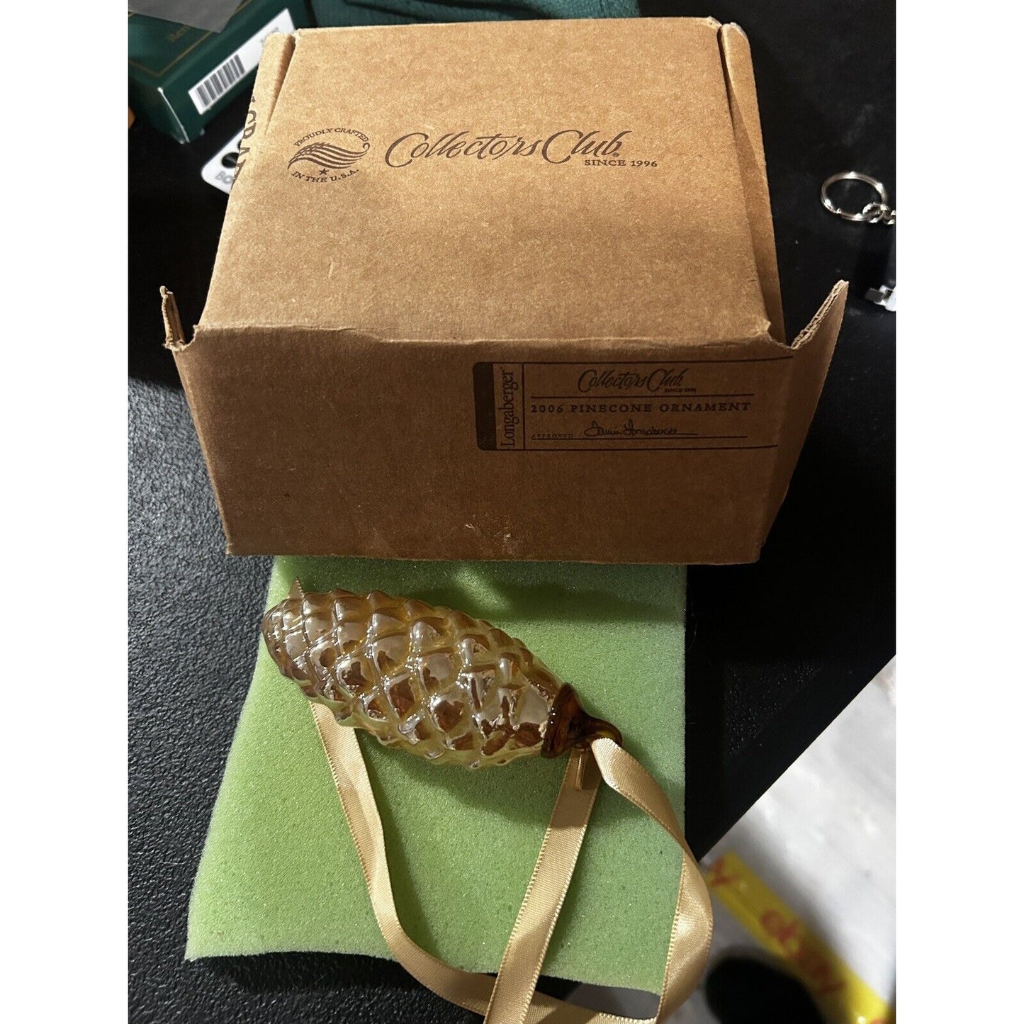 Longaberger 2006 Collectors Club Pinecone Christmas Glass Ornament