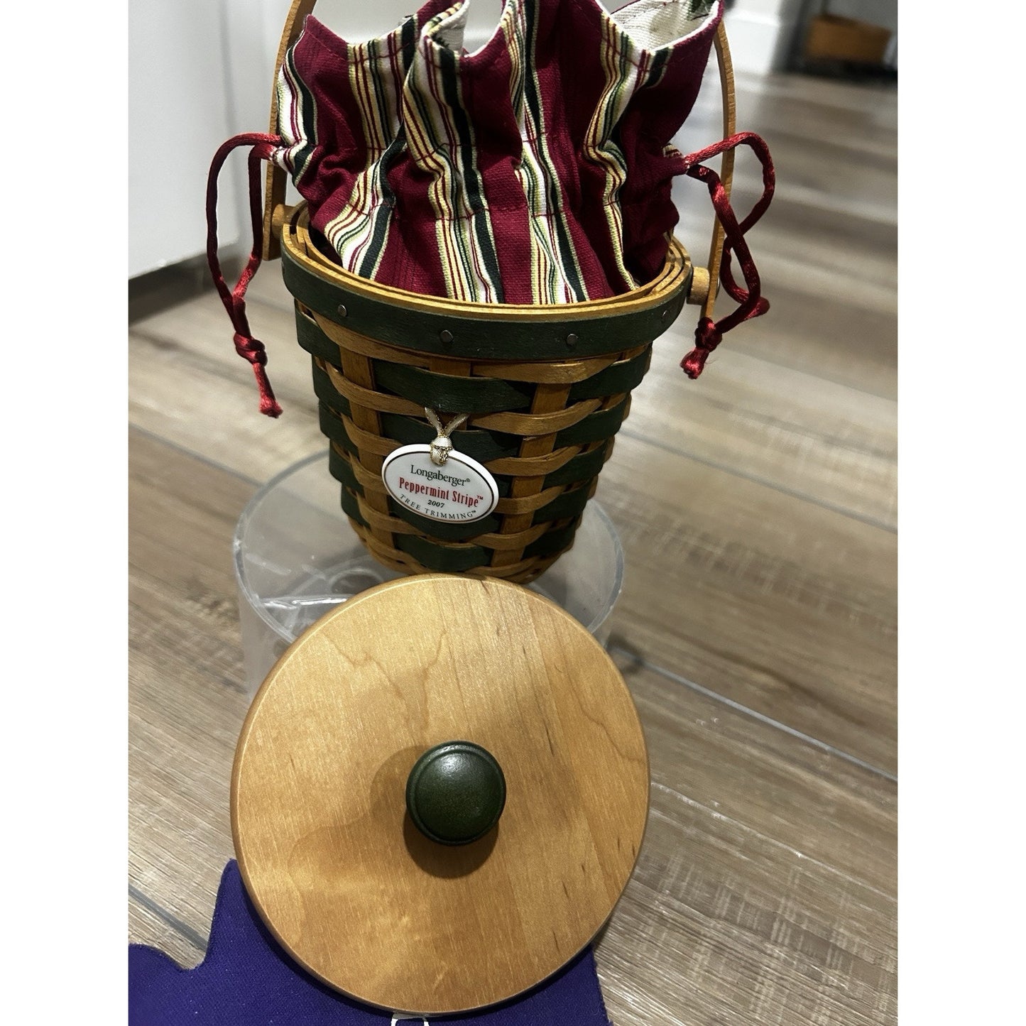 Longaberger 2007 Peppermint Stripe Tree Trimming Basket Green Liner Tie On & Lid