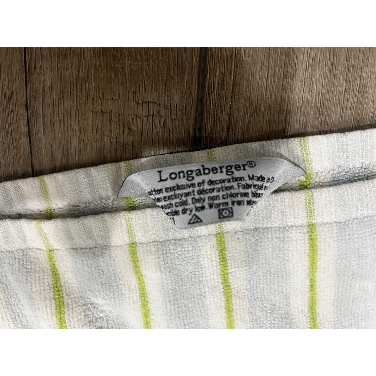 Longaberger Baskets Mixed Bouquet Embroidered Bath Towels Set of 2 floral