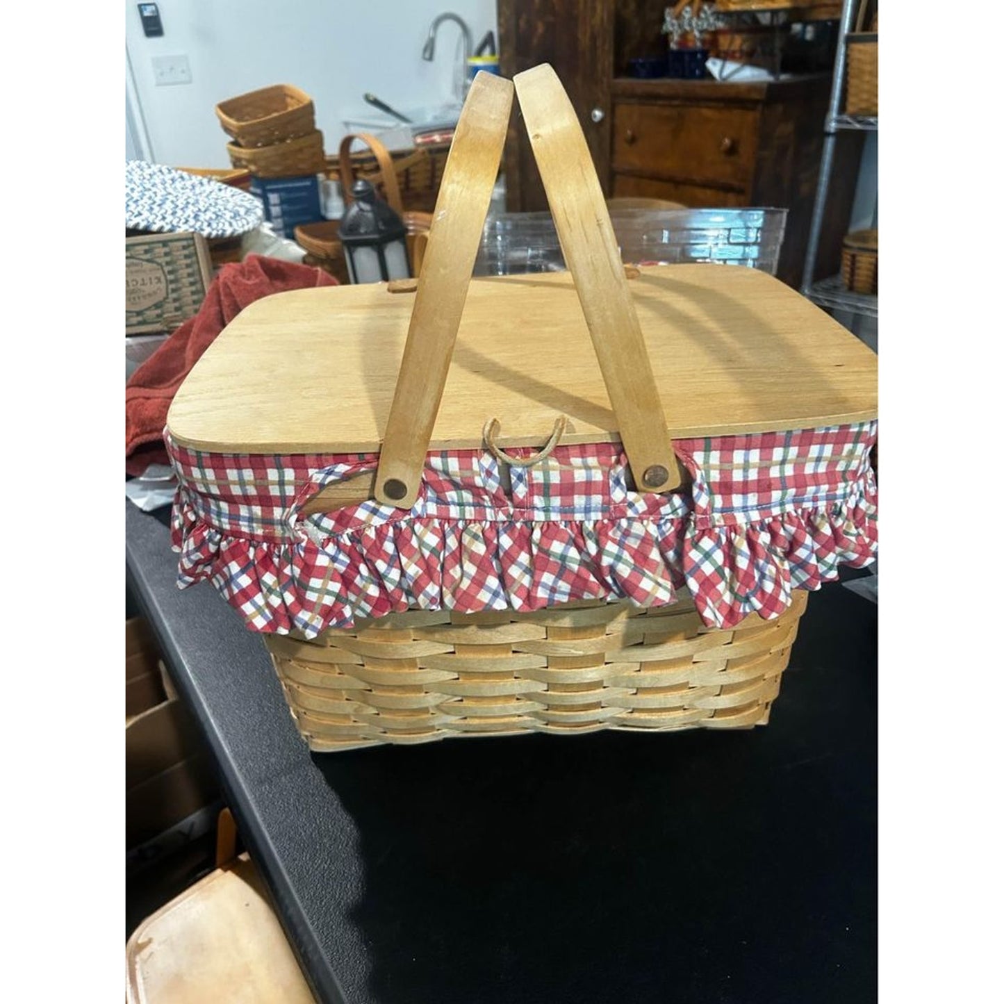Longaberger Large picnic basket with cherry plaid liner Natural
