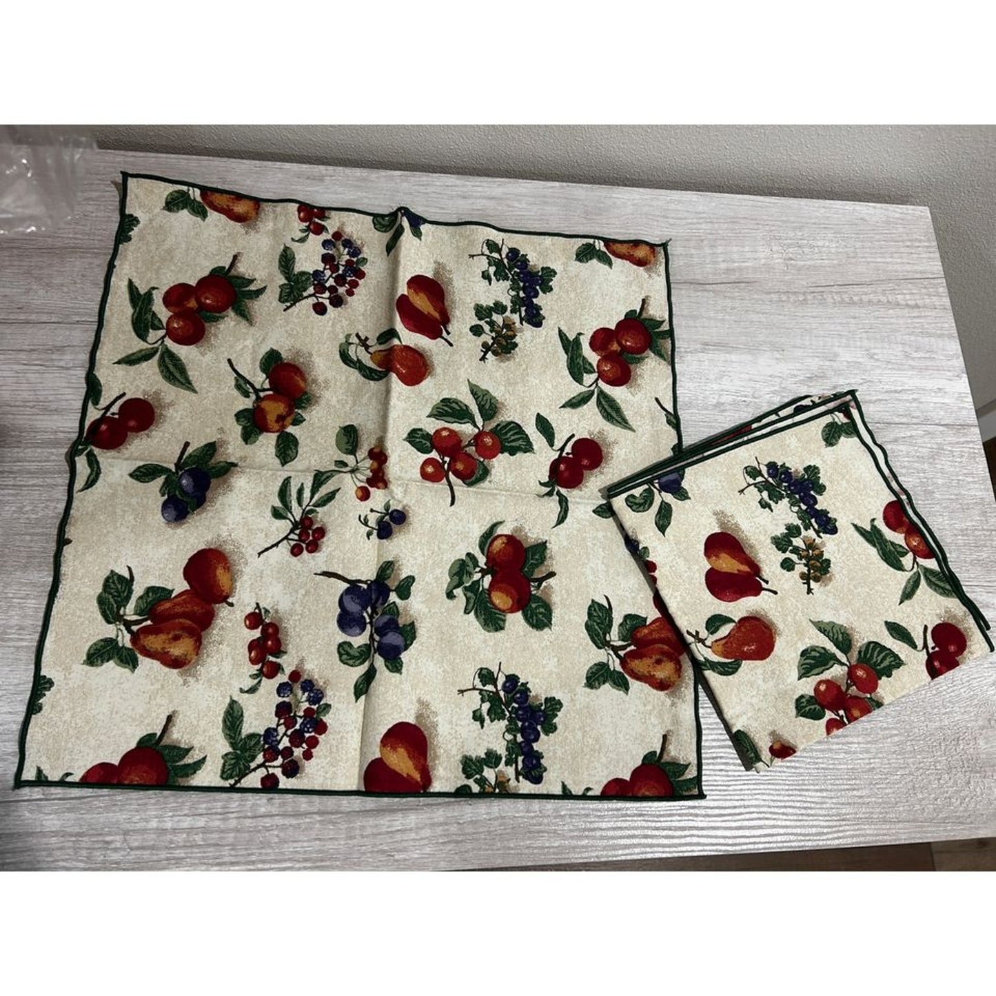 LONGABERGER Fruit Medley NAPKINS Set Of 2 Fabric Square NEW