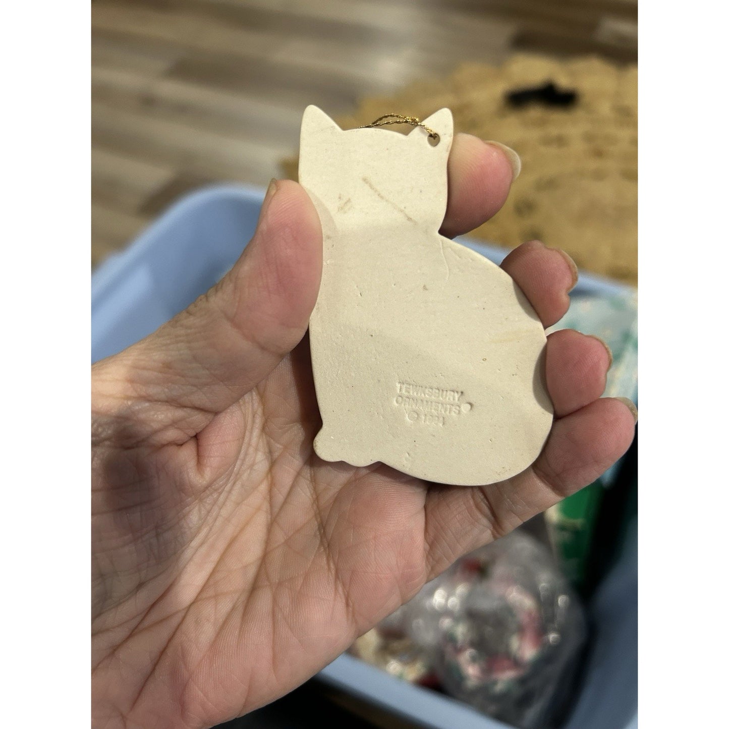 Vintage Tewksbury Ornaments Calico Cat Clay Folk Art Christmas Ornament USA