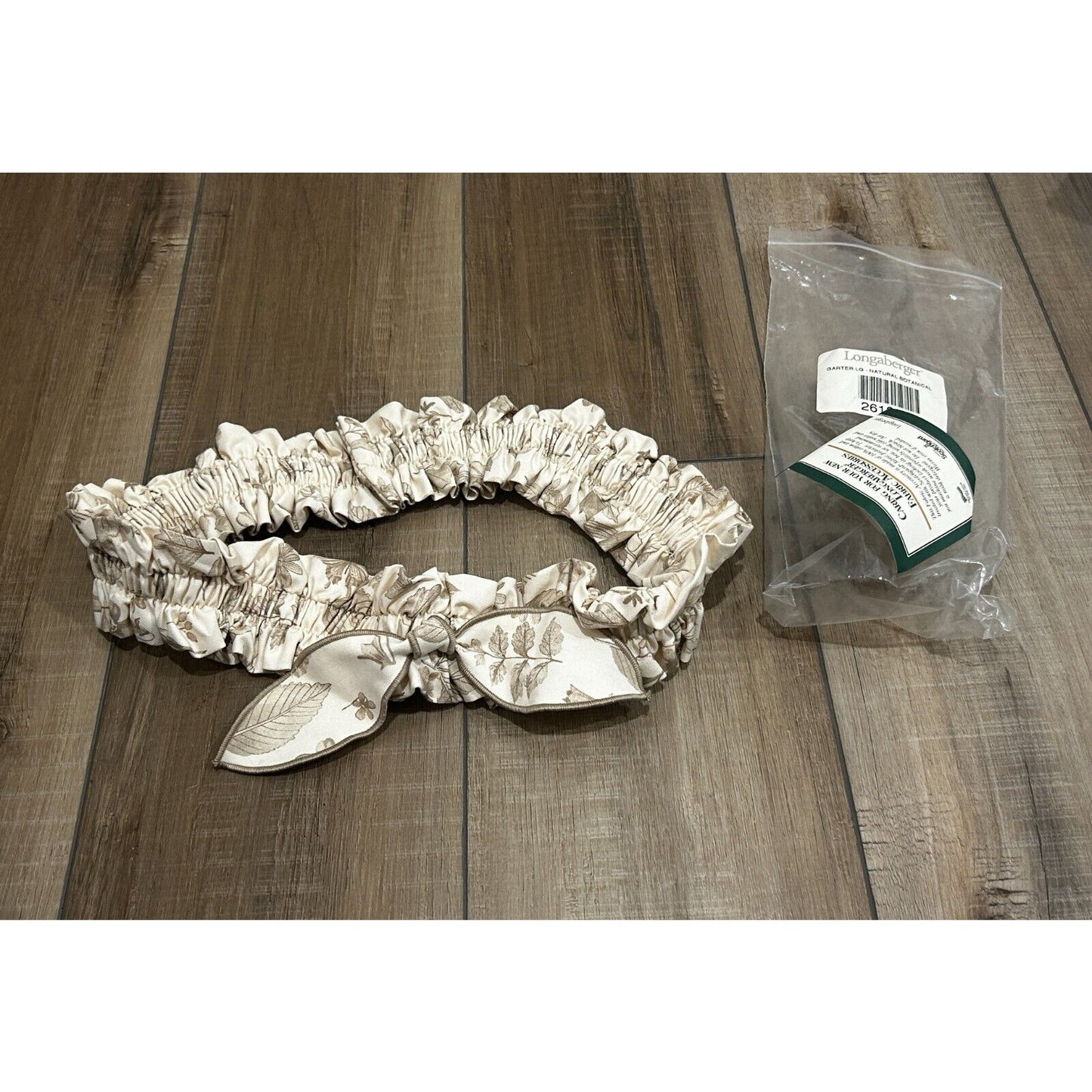 Longaberger Basket Large Garter Natural Botanical fabric with bow NEW