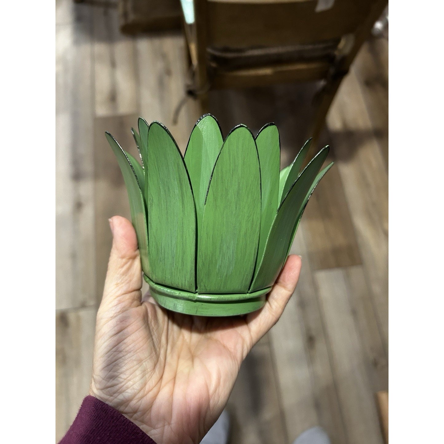 Longaberger Pineapple Basket Collectors Club Metal & Leaf lid 2011