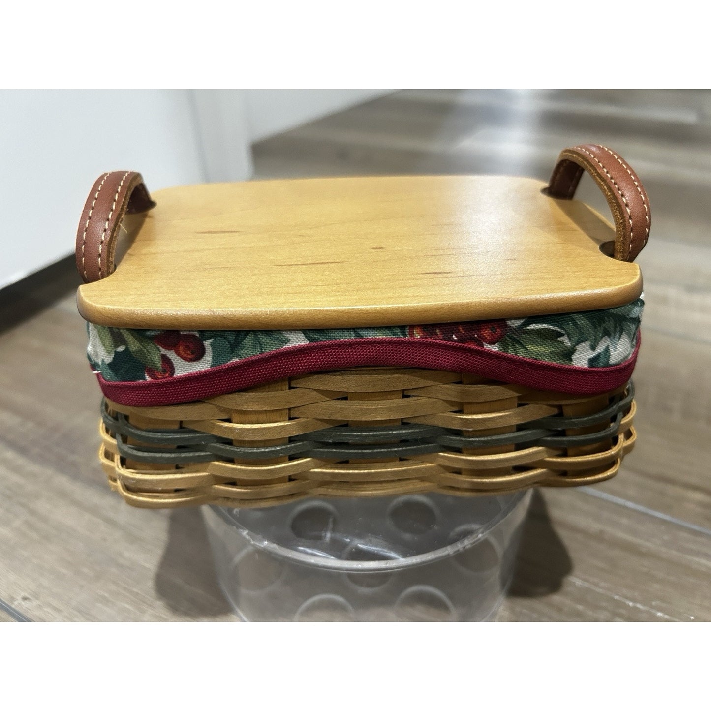 Longaberger 2002 Tree Trimming Collection Treats Basket with lid liner protector