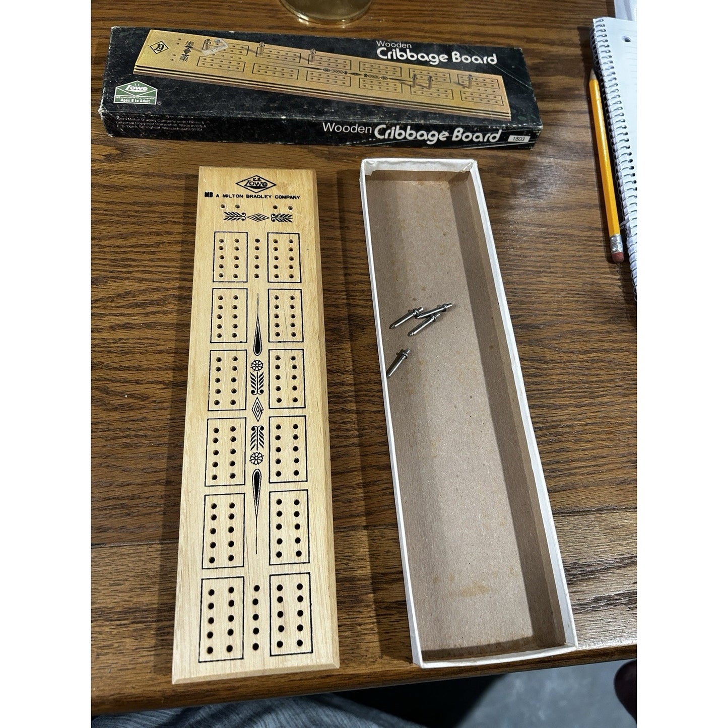 Vintage Milton Bradley E.S. Lowe Wooden Cribbage Board #1503 1974 Metal Pegs