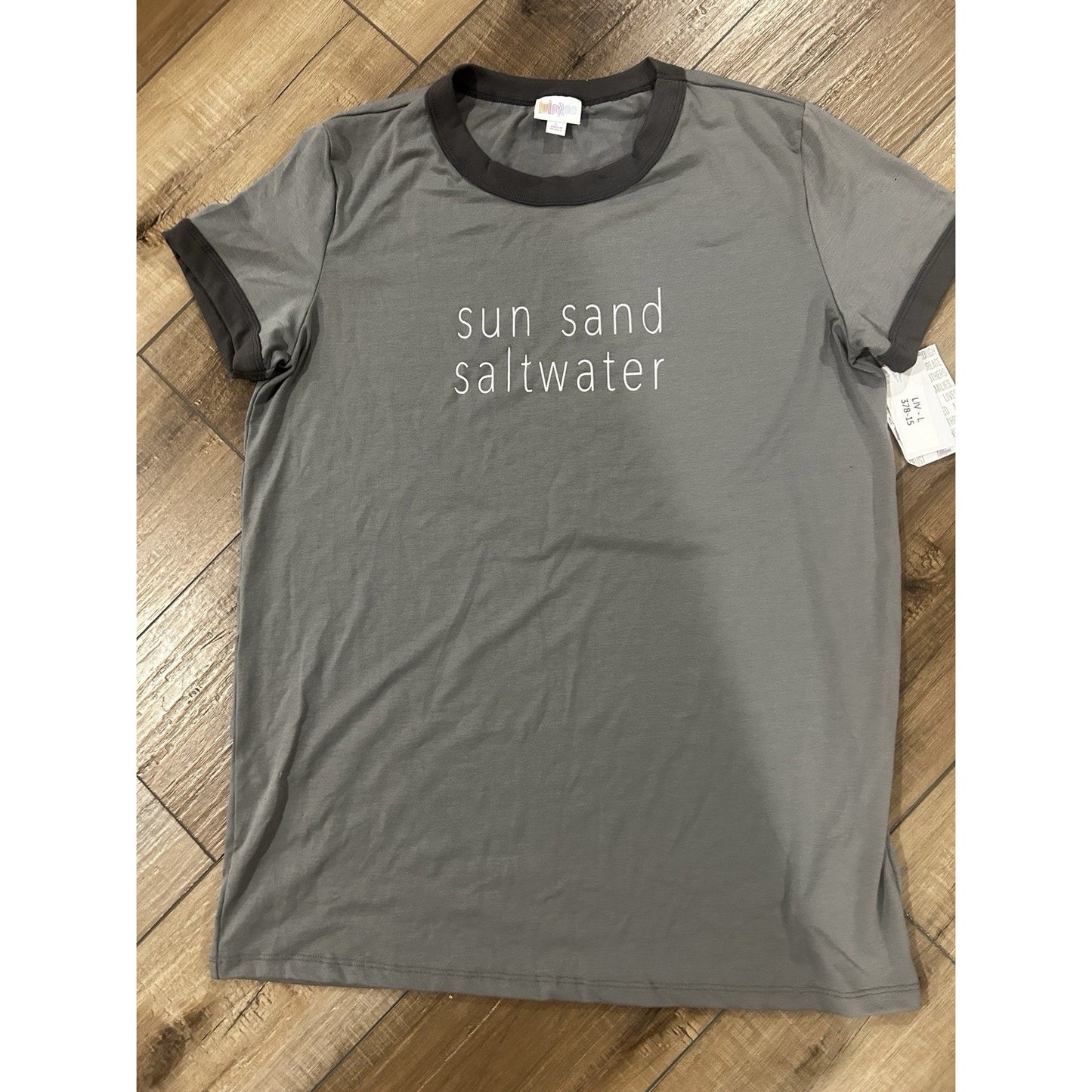 Lularoe Liv T Shirt Womens Top LARGE Short Sleeve Sun Sand Saltwater Vacation