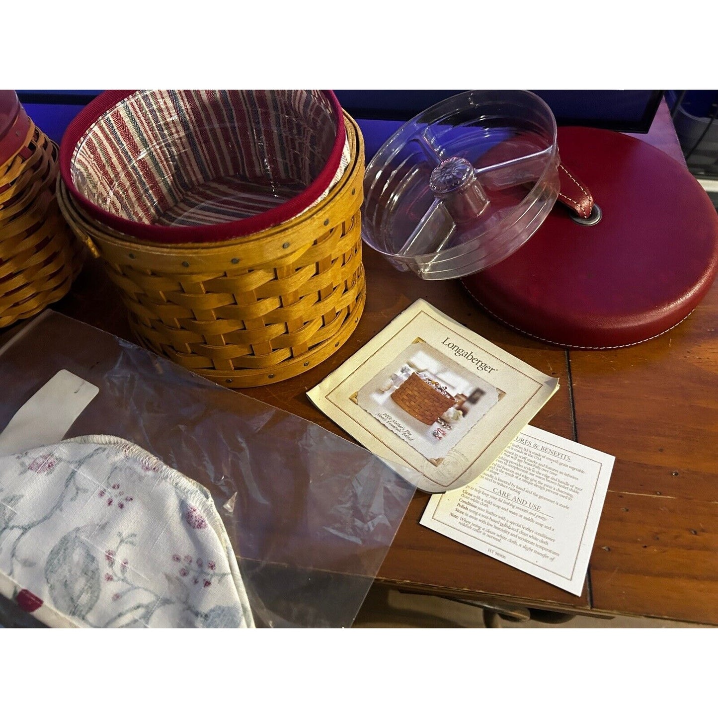 LONGABERGER 2004 Mother's Day Essentials Basket Red Leather Lid Liner Protectors