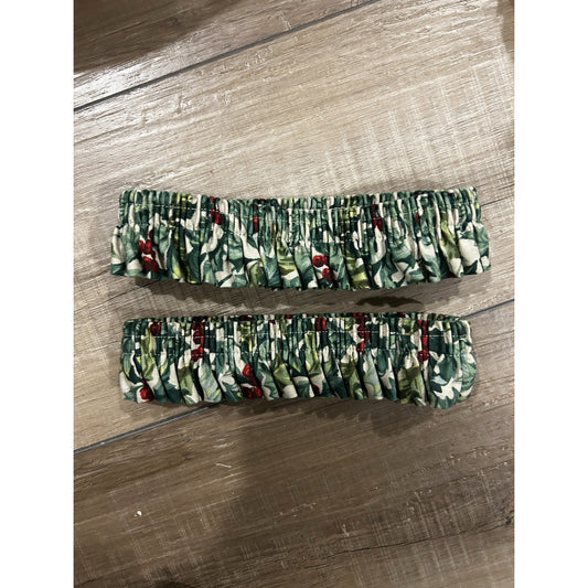 2 Longaberger American Holly Small Basket Garters Christmas